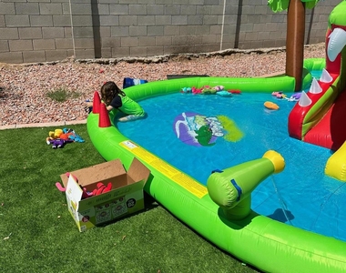 8154 W Beck Lane - Photo Thumbnail 5