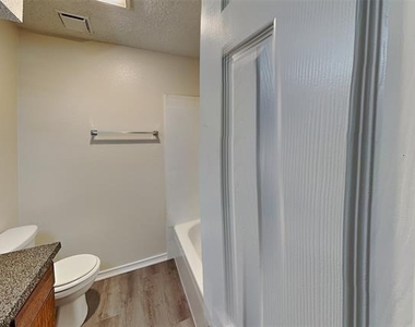 3405 Republic Drive - Photo Thumbnail 7