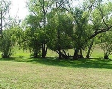 6717 Norway Court - Photo Thumbnail 10