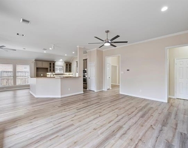 326 Saddle Tree Trail - Photo Thumbnail 9