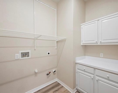 326 Saddle Tree Trail - Photo Thumbnail 24