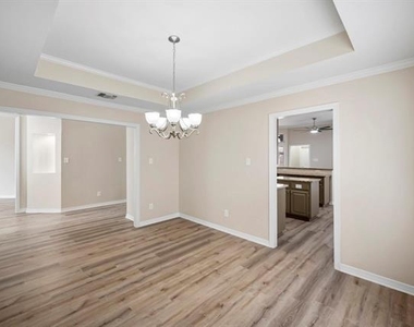 326 Saddle Tree Trail - Photo Thumbnail 6