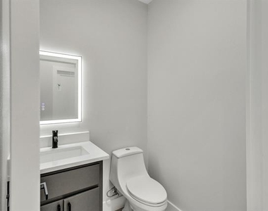 320 Splitrail Drive - Photo Thumbnail 13