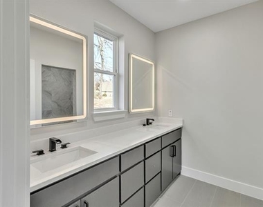 320 Splitrail Drive - Photo Thumbnail 22