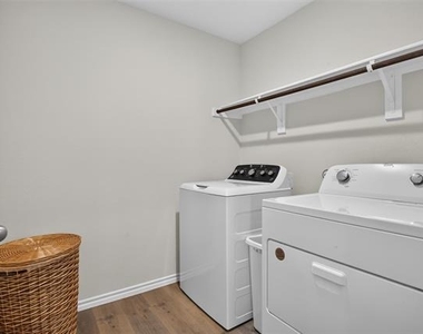 149 Boxwood Drive - Photo Thumbnail 16