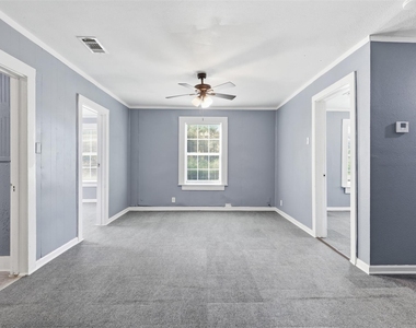 808 Mill Street - Photo Thumbnail 3