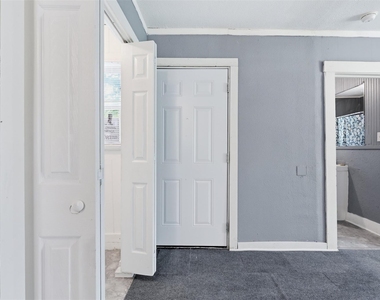 808 Mill Street - Photo Thumbnail 2