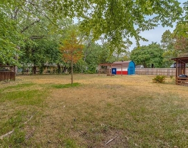 2221 N Mill Street - Photo Thumbnail 37