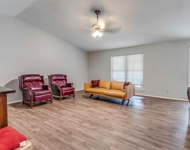 2221 N Mill Street - Photo Thumbnail 23