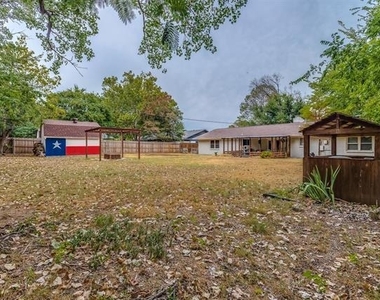 2221 N Mill Street - Photo Thumbnail 38
