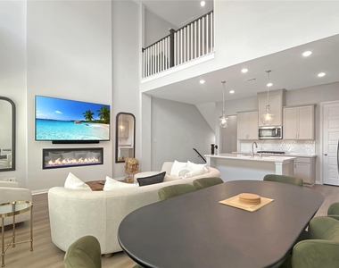 8277 Huron Peak Drive - Photo Thumbnail 9