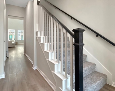 8277 Huron Peak Drive - Photo Thumbnail 20