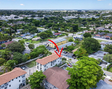 444 Nw 41st Street - Photo Thumbnail 28