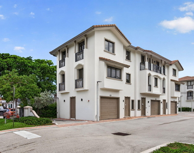 444 Nw 41st Street - Photo Thumbnail 23