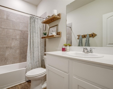 593 Jamestown Lane - Photo Thumbnail 19