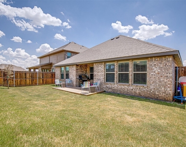 593 Jamestown Lane - Photo Thumbnail 21