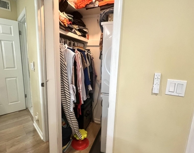 2211 Ne 67th Street - Photo Thumbnail 16