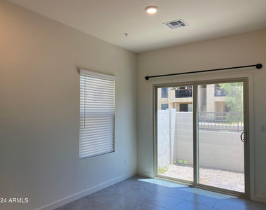 8335 N 22nd Drive - Photo Thumbnail 3