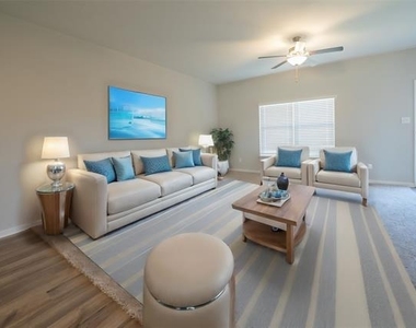 128 Emma Drive - Photo Thumbnail 2