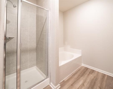 128 Emma Drive - Photo Thumbnail 11
