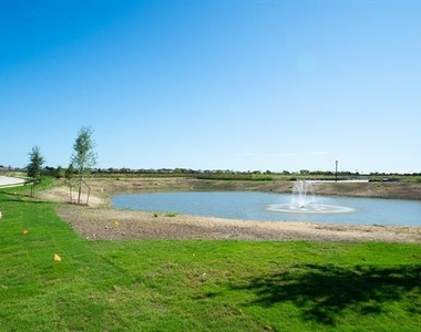 128 Emma Drive - Photo Thumbnail 29