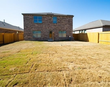 128 Emma Drive - Photo Thumbnail 27