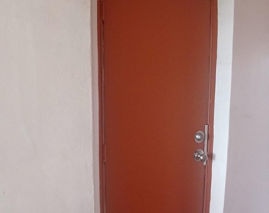 4800 Hollywood Boulevard - Photo Thumbnail 5