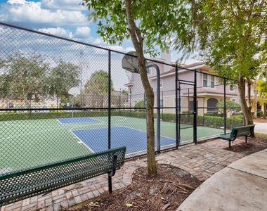 6842 W Sample Road - Photo Thumbnail 8