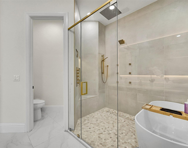 11163 Nw 69th Place - Photo Thumbnail 37