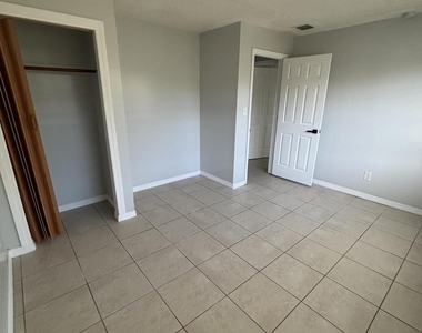 3208 Louisiana Avenue - Photo Thumbnail 6