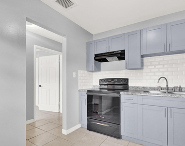 3208 Louisiana Avenue - Photo Thumbnail 10