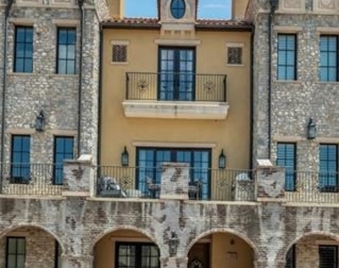 69 Cortes Drive - Photo Thumbnail 1