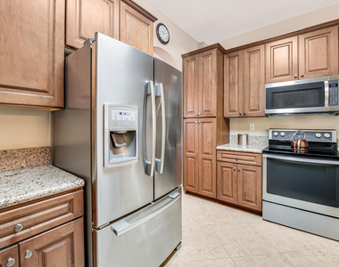 9786 Midship Way - Photo Thumbnail 29