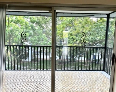 6061 N Falls Cir Drive - Photo Thumbnail 36