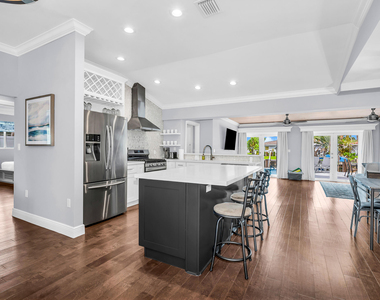 249 Se 3rd Avenue - Photo Thumbnail 20