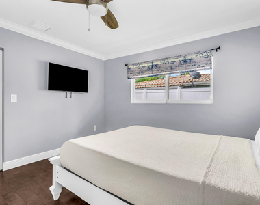 249 Se 3rd Avenue - Photo Thumbnail 6