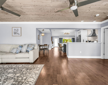 249 Se 3rd Avenue - Photo Thumbnail 15