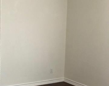 107 Church Street - Photo Thumbnail 8