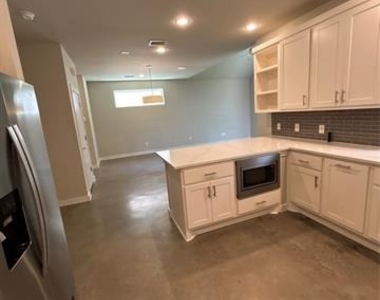 1229 Clifftop Lane - Photo Thumbnail 12