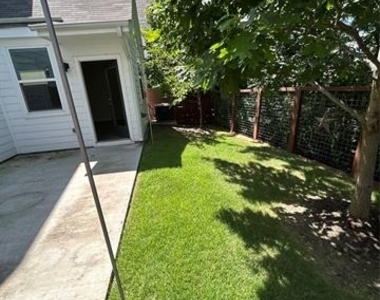 1229 Clifftop Lane - Photo Thumbnail 17