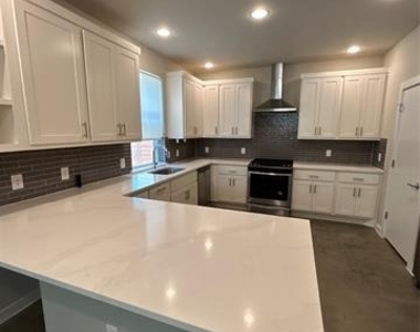 1229 Clifftop Lane - Photo Thumbnail 10