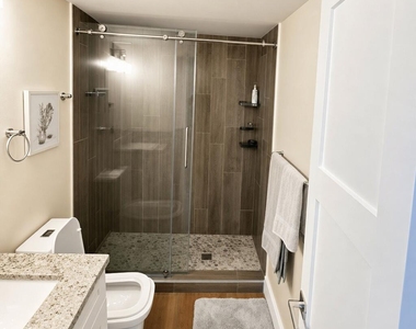 2731 Ne 14th St - Photo Thumbnail 8