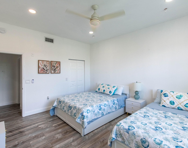 11790 Saint Andrews Place - Photo Thumbnail 13