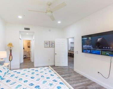 11790 Saint Andrews Place - Photo Thumbnail 9