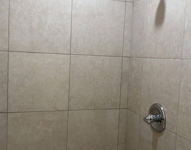 1135 Nw 7th Avenue - Photo Thumbnail 8