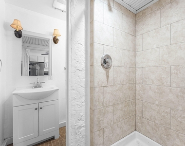 232 Australian Avenue - Photo Thumbnail 11