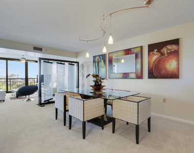 601 S Seas Drive - Photo Thumbnail 12