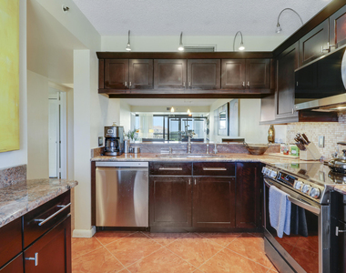 601 S Seas Drive - Photo Thumbnail 18