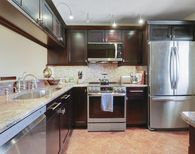 601 S Seas Drive - Photo Thumbnail 16