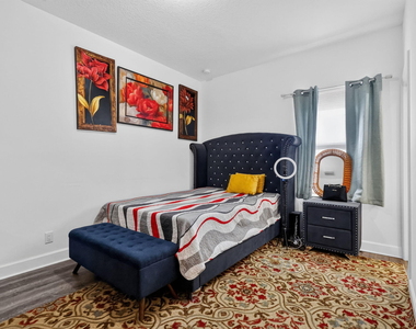 609 N F Street N - Photo Thumbnail 18